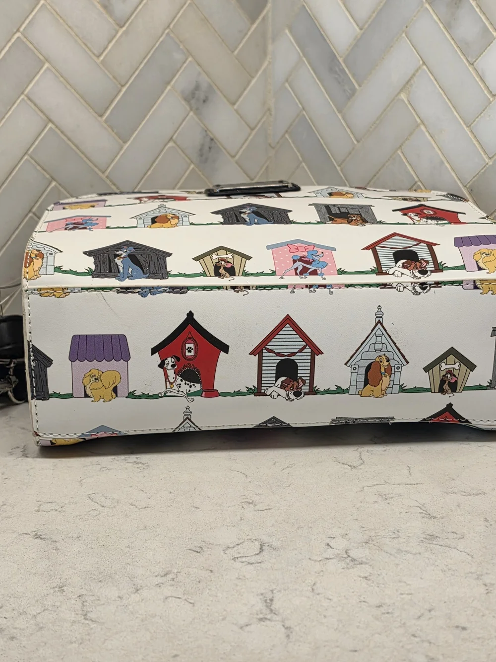 NWT Loungefly White Disney Lady and the Tramp Dog House Crossbody Bag